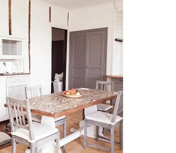 Bed & Breakfast Manoir Demouret 3*